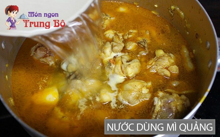 Nước dùng mì Quảng củ nén