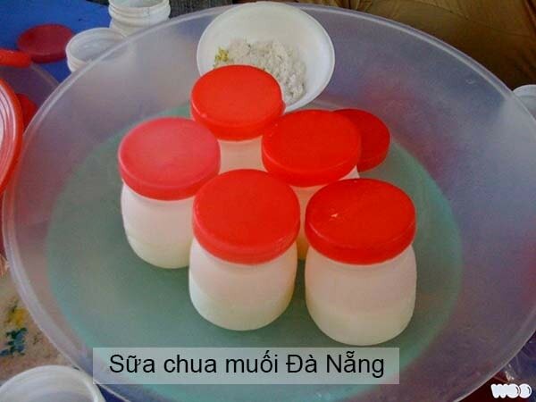 Những món ăn vặt ngon ở đường phố Đà Nẵng không thể bỏ qua