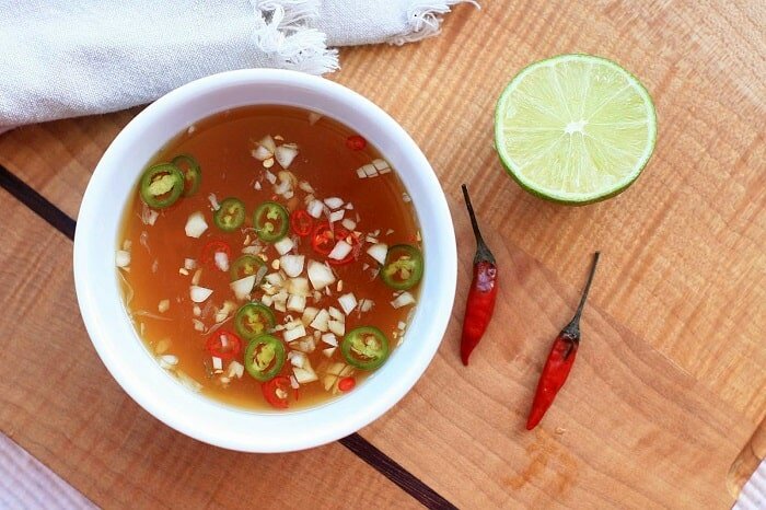 Nước chấm tỏi ớt đơn giản Ram bánh mướt hà tĩnh
