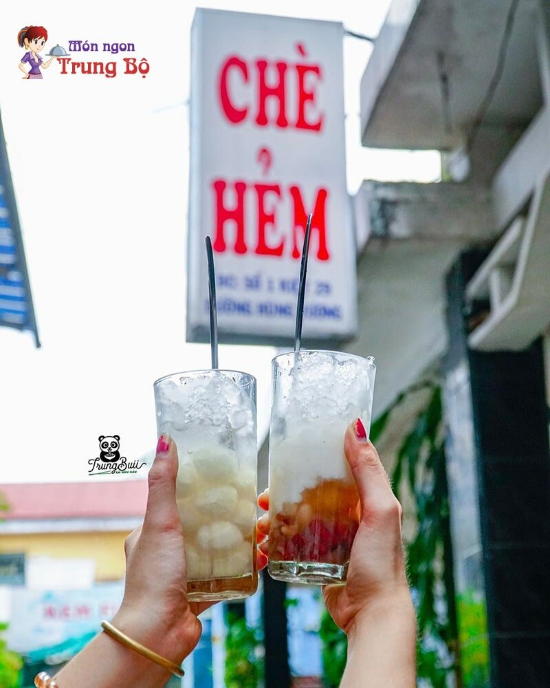 Chè Hẻm là quán chè nổi tiếng nhất ở Huế Chè Hẻm là quán chè nổi tiếng nhất ở Huế