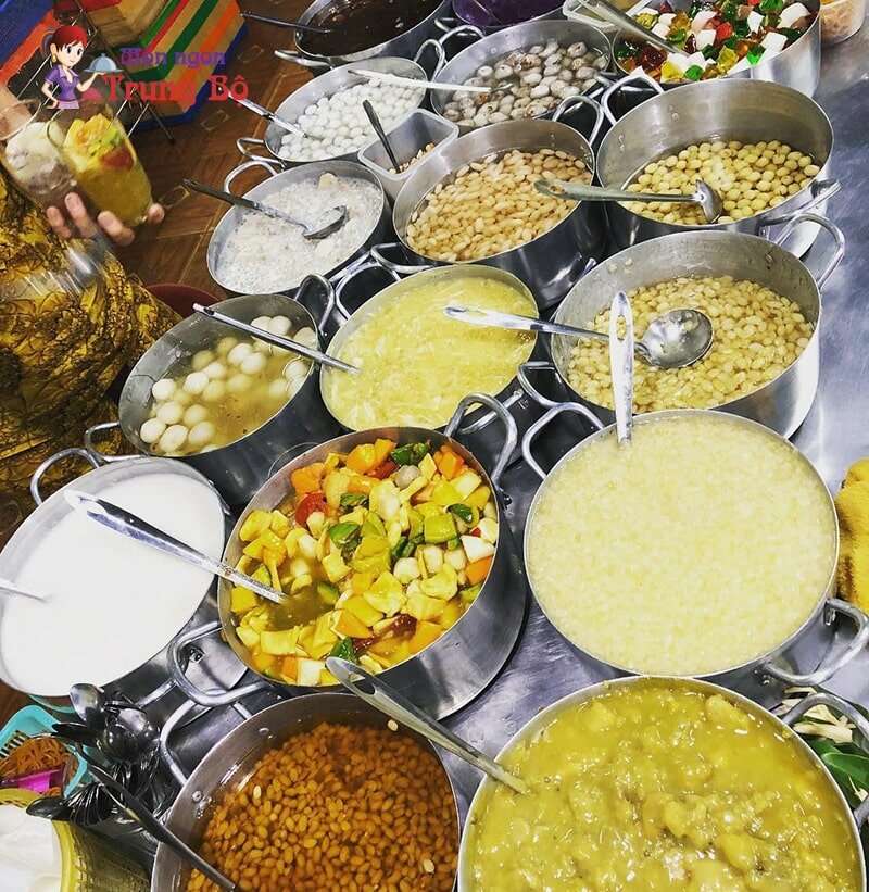 Chè Cầm cũng là một quán chè ngon ở Huế Chè Cầm cũng là một quán chè ngon ở Huế