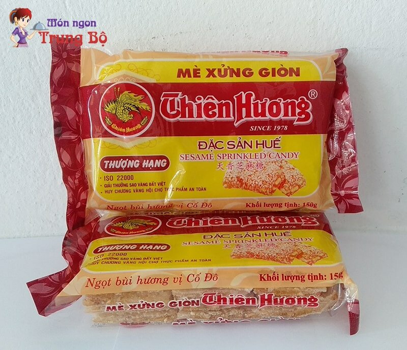 Mè xửng là đặc sản ở Huế được yêu thích mua về làm quà