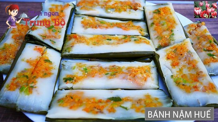 Bánh nặm là một loại bánh đặc trưng của xứ Huế