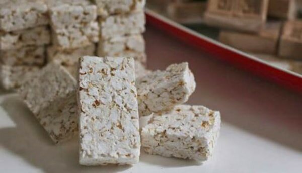 Đến miền Trung thưởng thức 10 loại bánh đặc sản tuyệt ngon 2