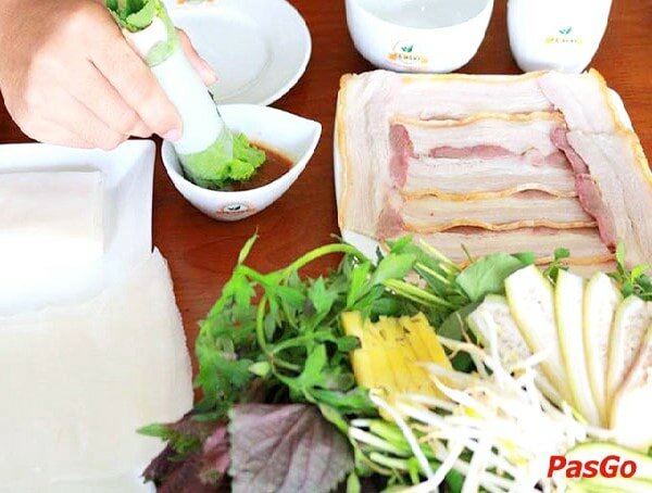 Bánh tráng thịt heo Cô Bống - Tây Sơn là một trong những quán bánh tráng cuốn thịt heo ngon ở Hà Nội quán bánh tráng cuốn thịt heo ngon ở Hà Nội 6